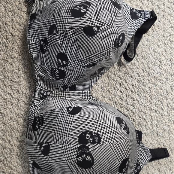 Plus size bras - Picture 4 of 10